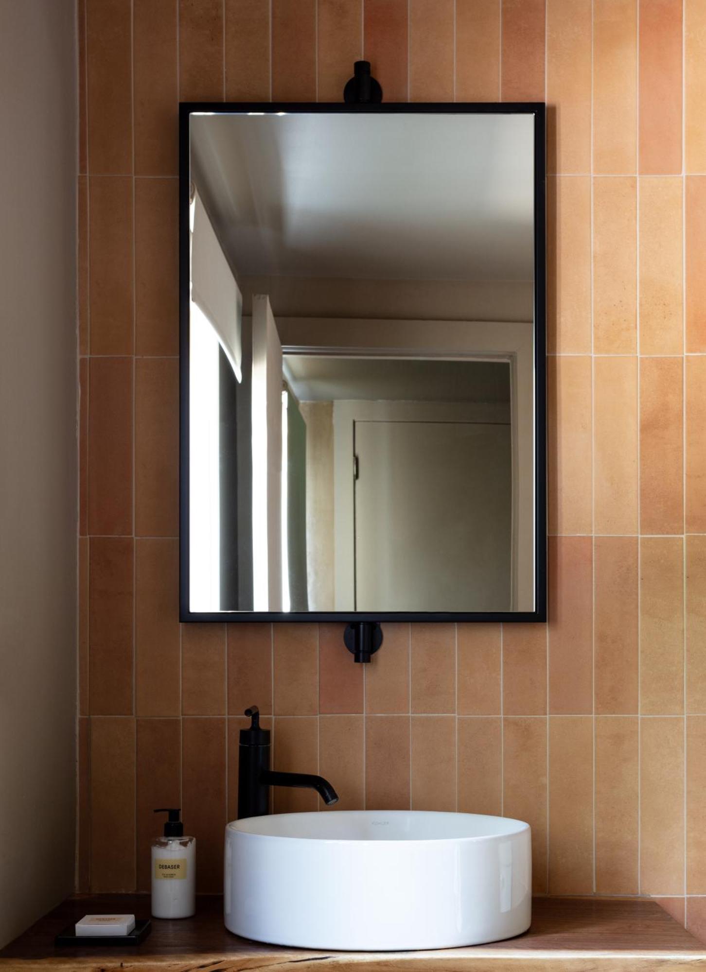 Awol Stowe Hotel Ngoại thất bức ảnh